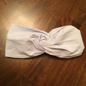 Lululemon Ribbed Nulu Twist Headband